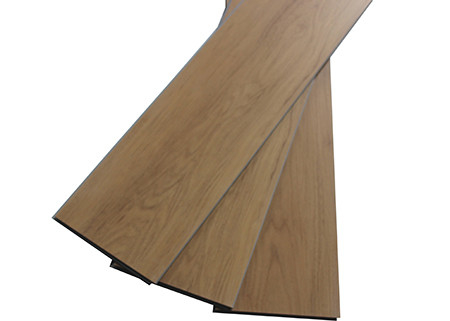 ユニリンのかちりと言う音SPCの贅沢なビニールの板、浮彫りにされた表面が付いているプラスチック ビニールの床タイル